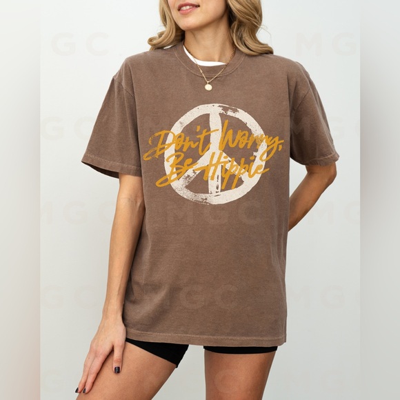 Comfort Colors Don’t Worry Be Hippie Peace Sign Distressed Tee - Picture 2 of 10